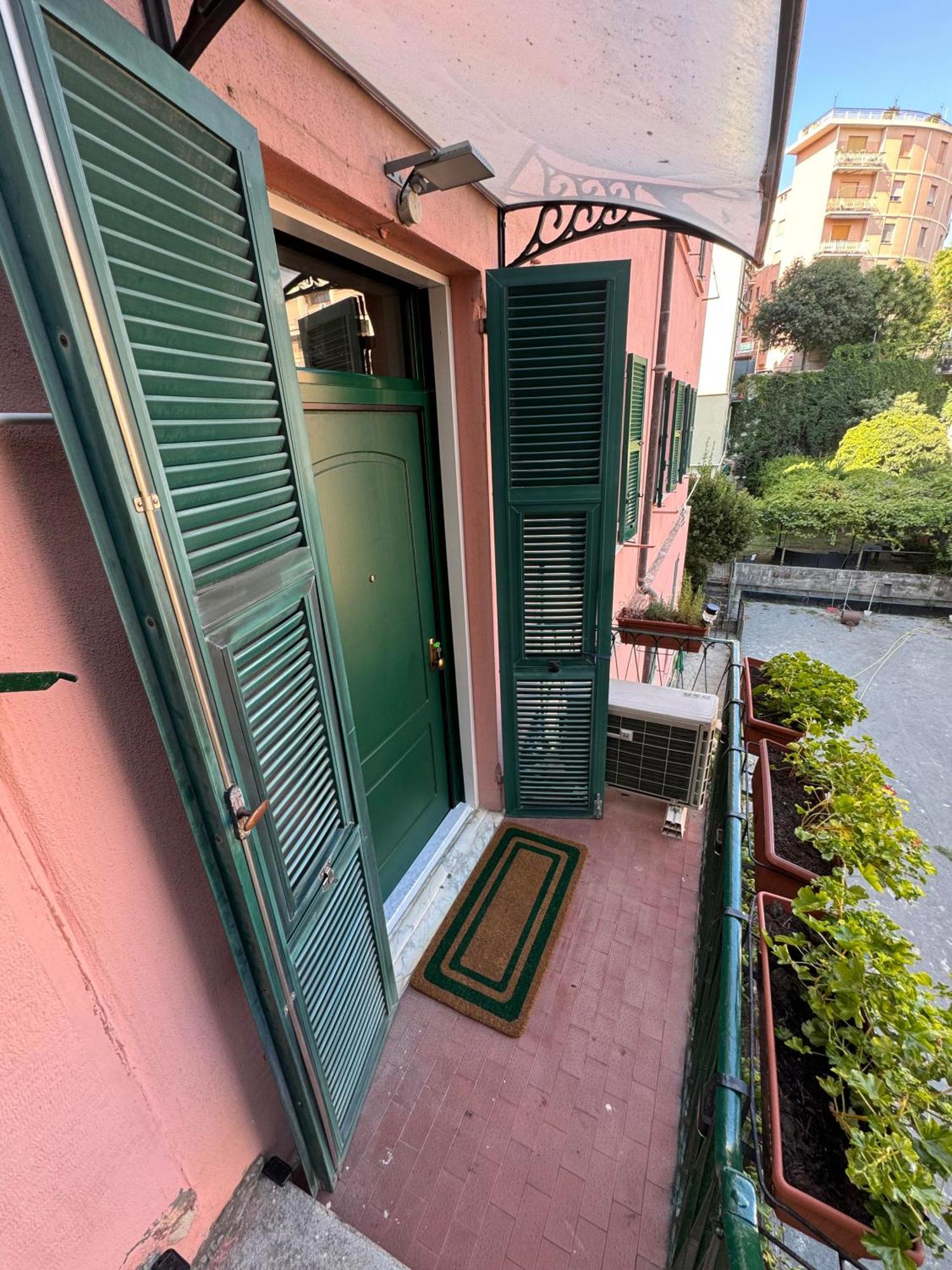 Casa Nina Carignano Leilighet Genova Eksteriør bilde
